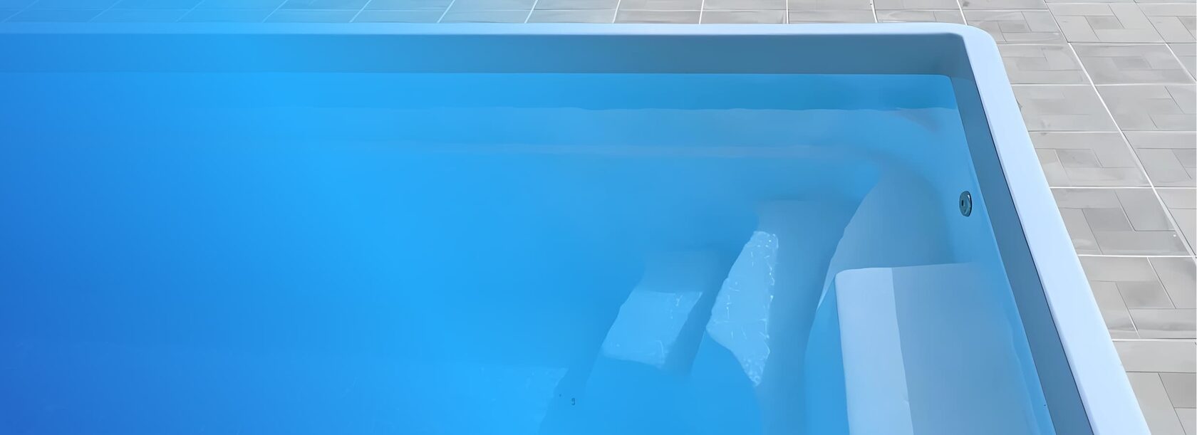 Бордюрный камень для бассейна — установка в Уссурийске