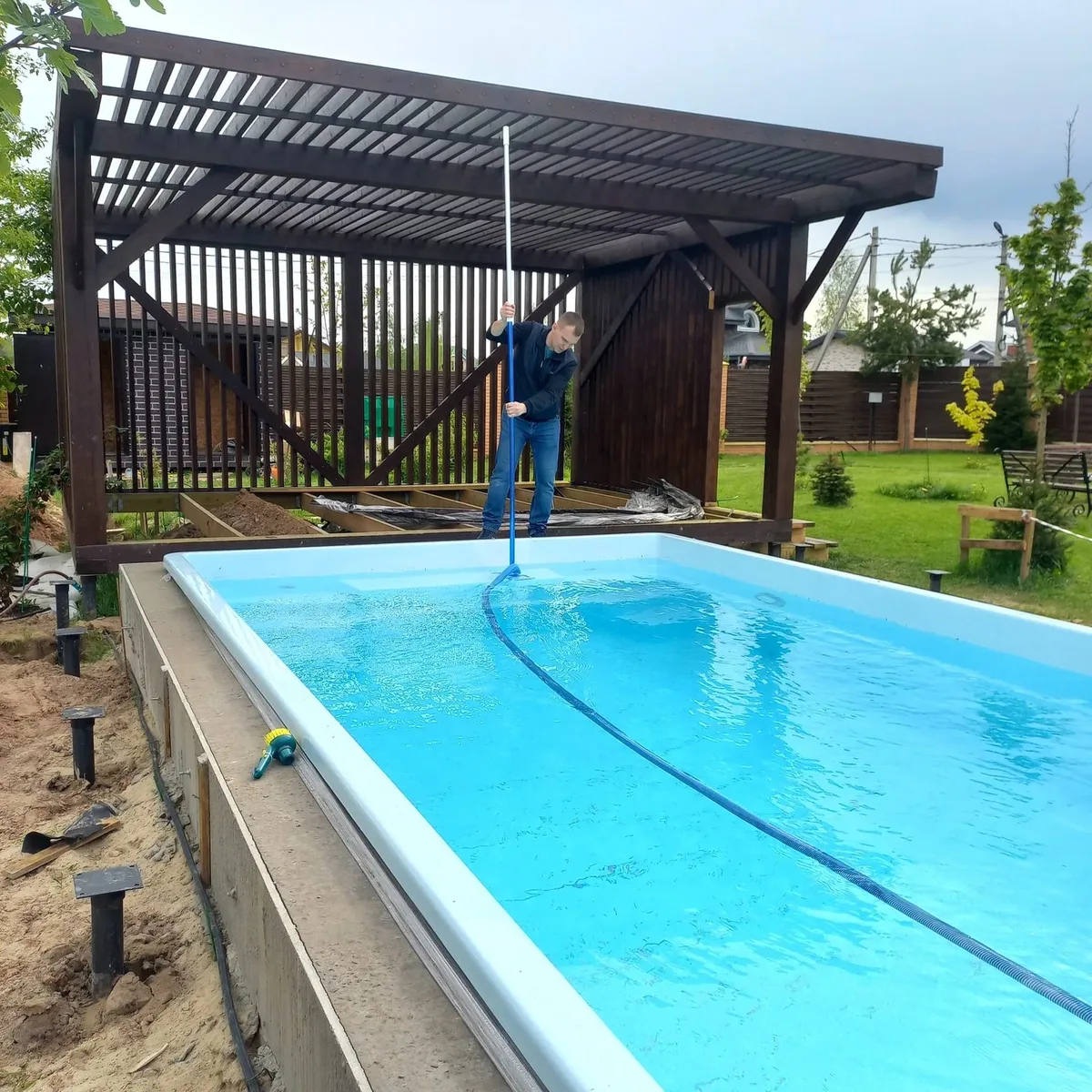 Копинговый бордюрный камень для бассейна Laguna в Уссурийске