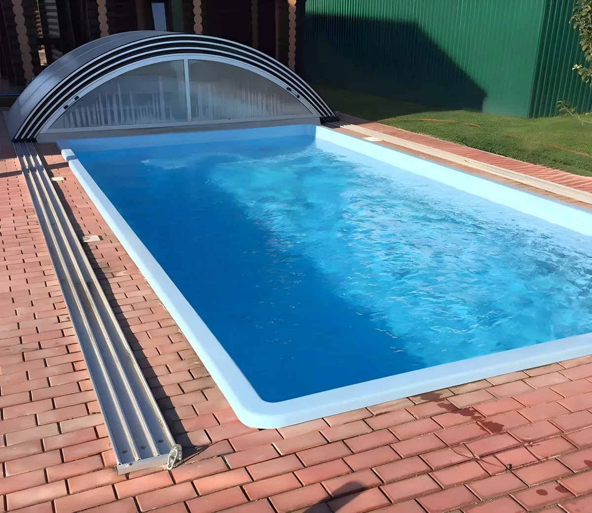 Laguna 7 — вечернее освещение в Уссурийске